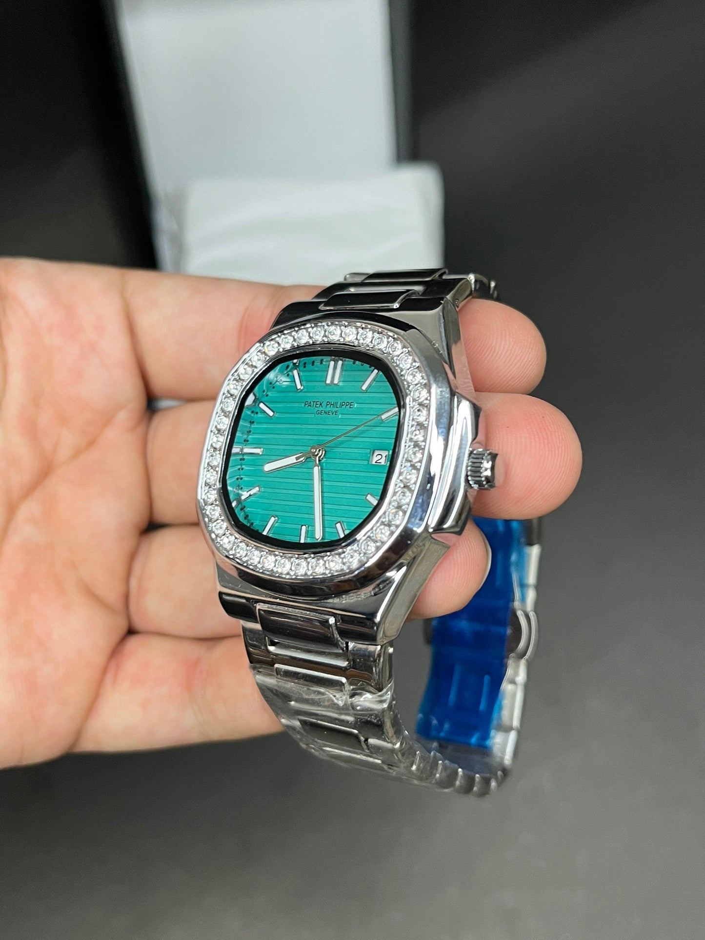 Patek Philippe - Date | Turquoise Dial with Diamond Bezel | Silver Chain
