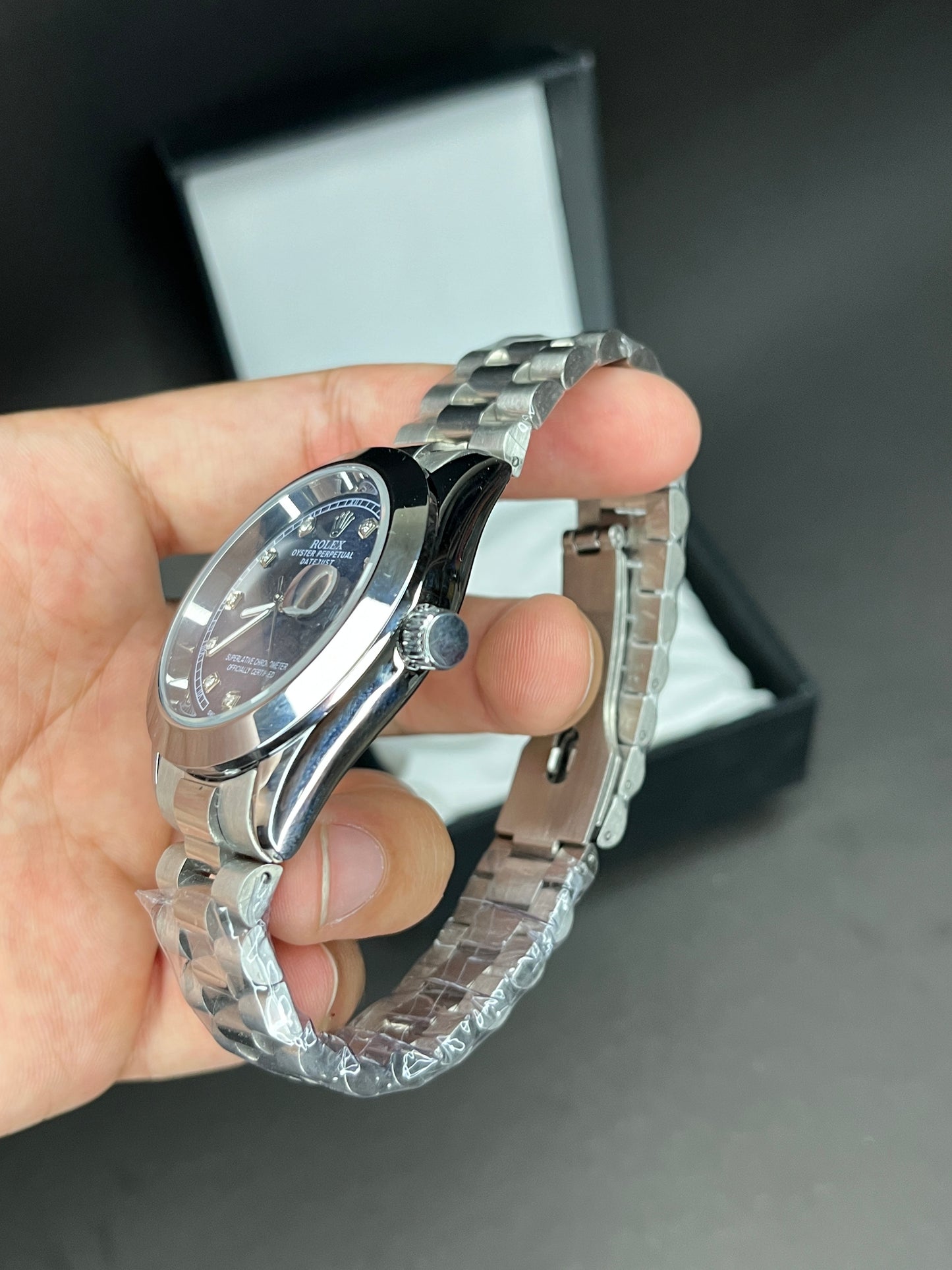 Rolex (Oyster Perpetual) - Date | Blue Dial | Silver chain