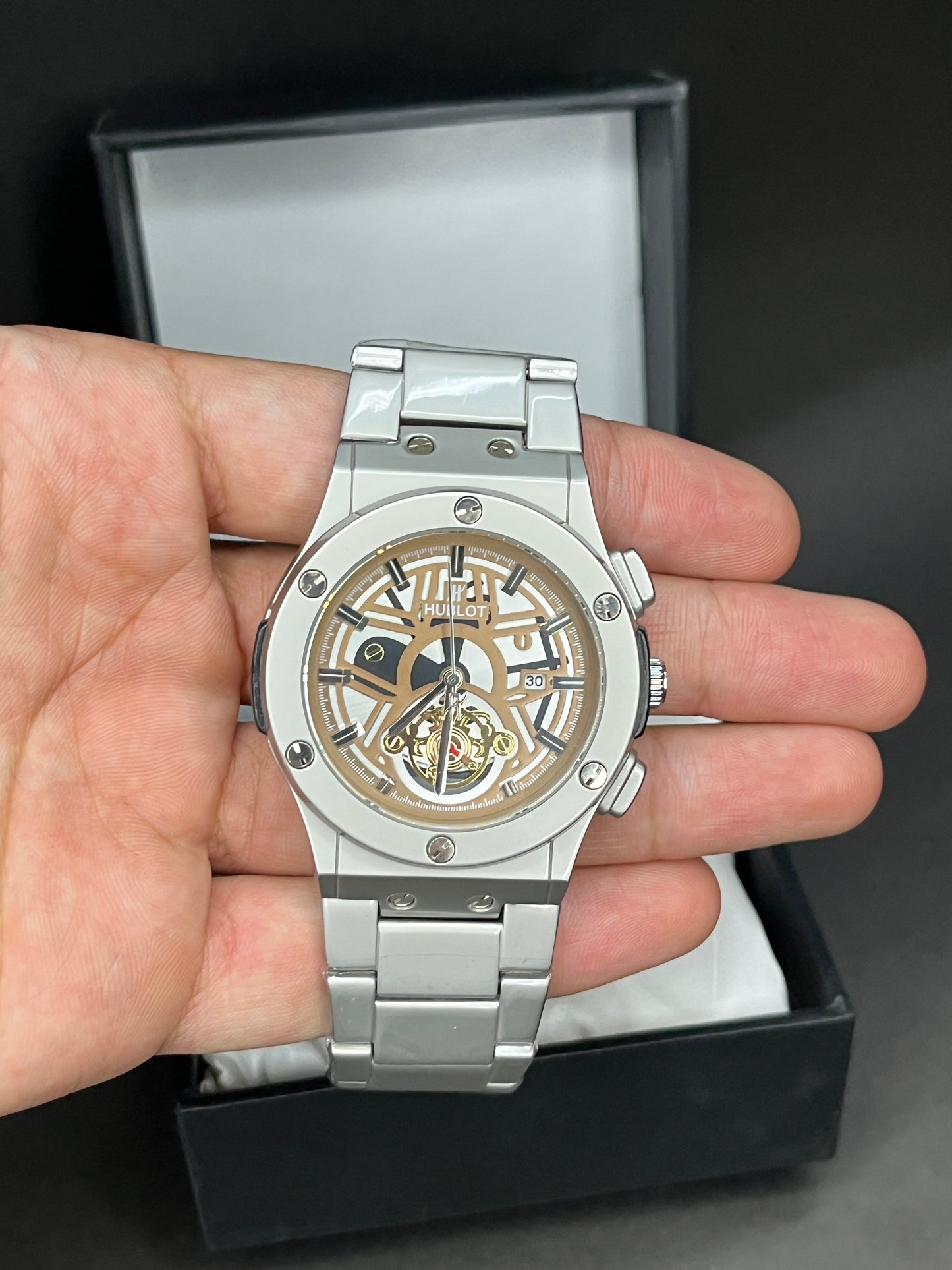 Hublot – Date | Skeleton Dial | Silver Chain